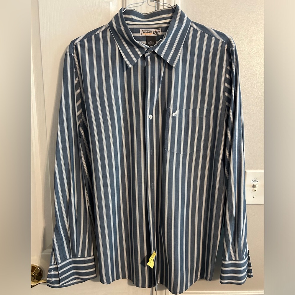 Men’s Striped Dress Shirt